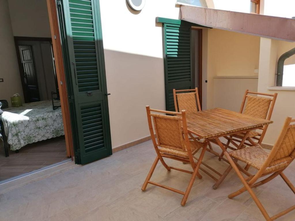 Valeria San Vincenzo Apartment Exterior photo